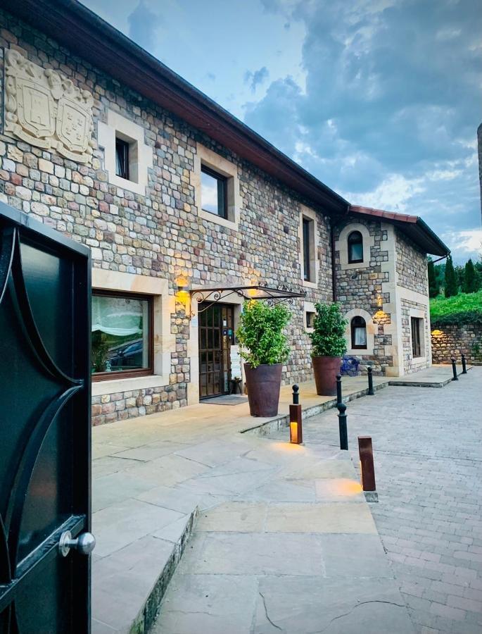 La Fuentona De Santillana Santillana del Mar Eksteriør billede